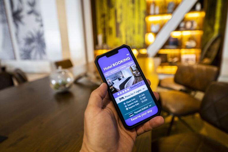 iStock-1395596802-booking-engine